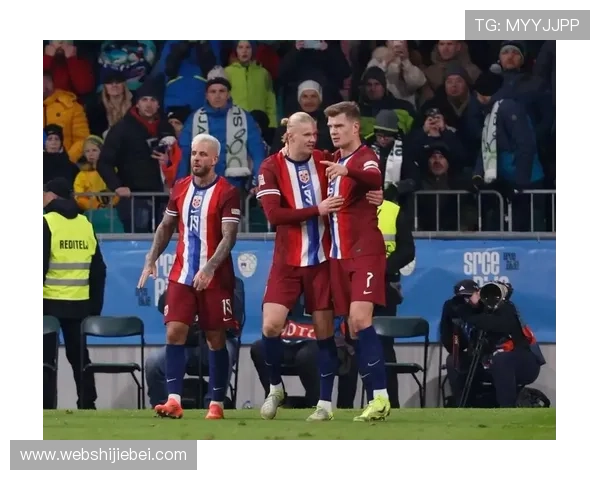 通过抖音观看世界杯欧洲区预选赛直播,享受高清画质和实时互动体验 通过抖音观看世界杯欧洲区预选赛直播,享受高清画质和实时互动体验